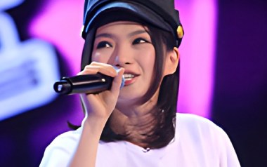 爱要坦荡荡吉他谱