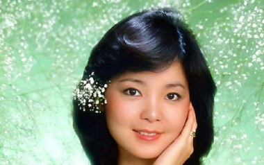 何日君再来吉他谱