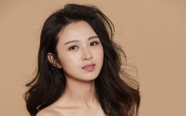 妈妈也是女孩吉他谱