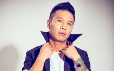 敬昨天吉他谱