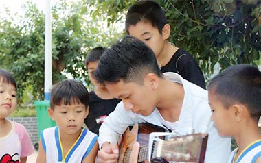 小书包吉他谱