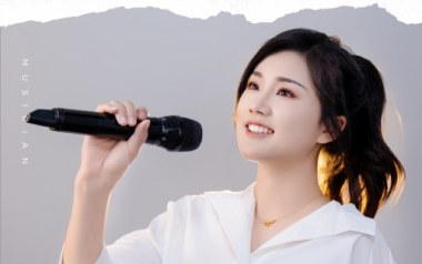 秋风吹起吉他谱