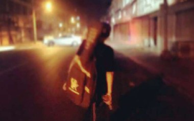 姑娘怎舍得让你悲伤吉他谱