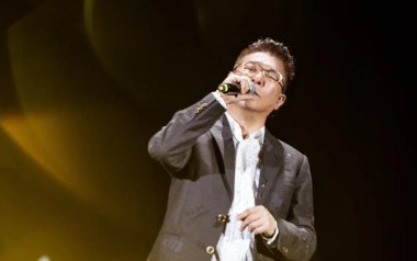 梅花三弄指弹吉他谱