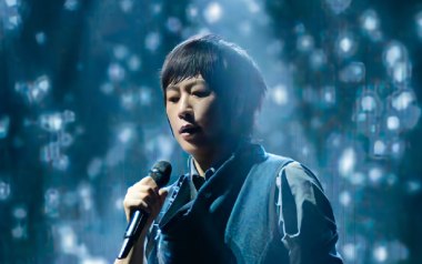 我不愿让你一个人吉他谱