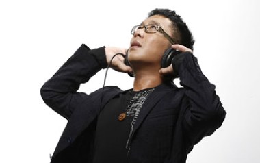 兄弟抱一下吉他谱