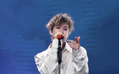 九月底吉他谱